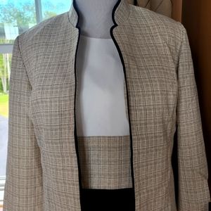 16P Perceptions Blazer and Tank set. 44" Bust. 21" Long.